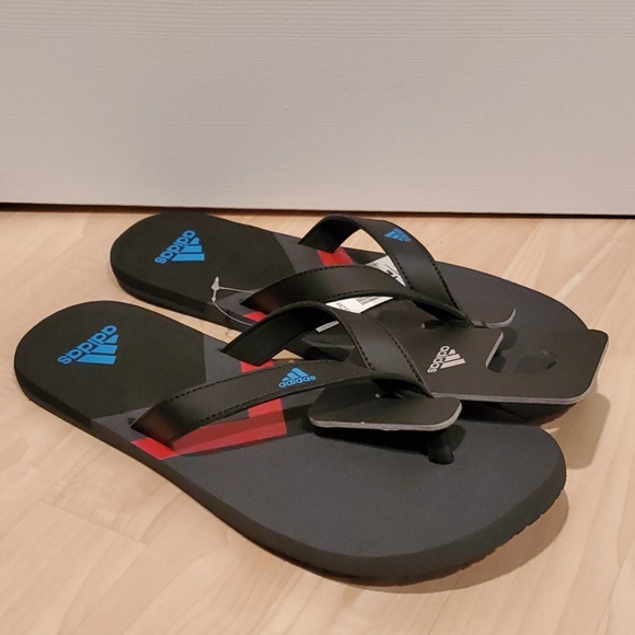 Mens Sz. 12 Adidas Flip flops - Picture 2 of 6